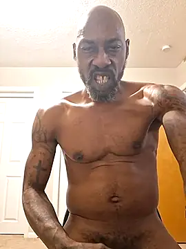 BlackDynasty67's black male cam and chat room