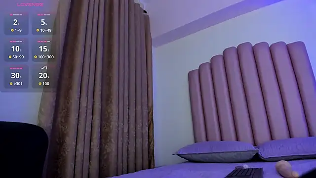 Lana_fox01 live cam on StripChat