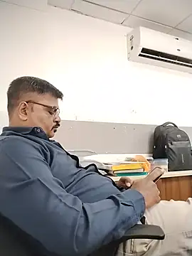Desi_Lodo_Gujju_Boy webcam