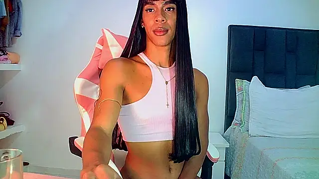 carmen14 live cam on StripChat