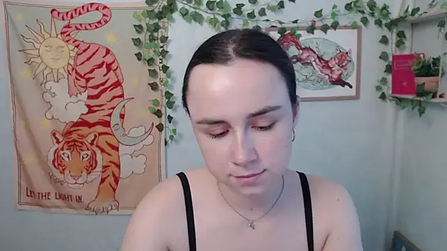 VeryVeryVeryShy_ live cam on StripChat