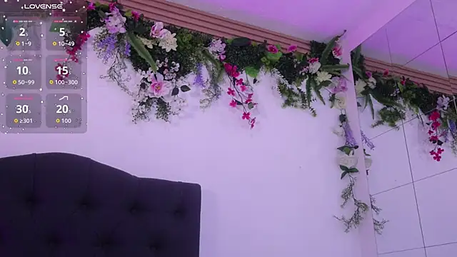 kaylee_lee live cam on StripChat