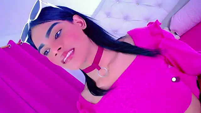 Theylor_Rouse live cam on StripChat