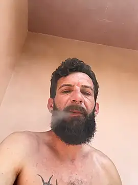 Michel_huge live cam on StripChat