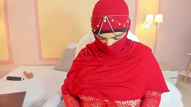 _naylaa_ live cam on StripChat