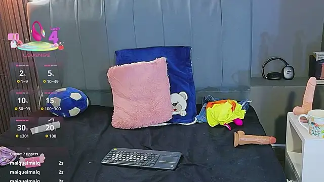 Chloe16_ webcam