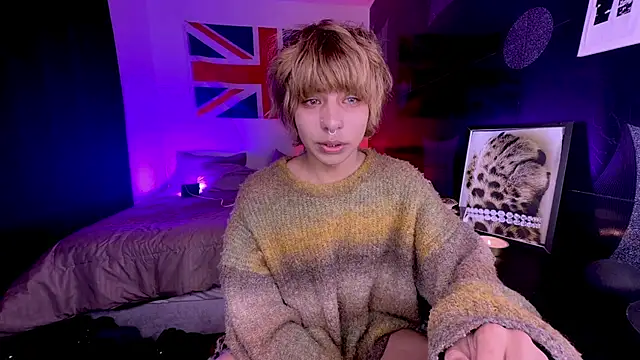 Aronn_44 live cam on StripChat