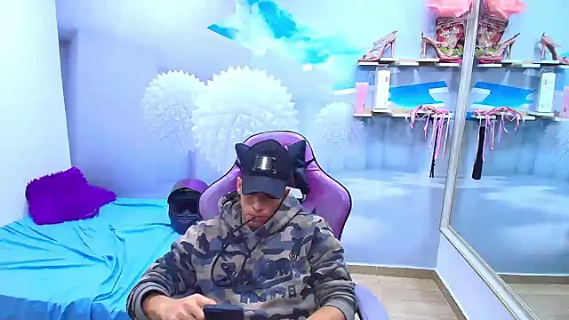 DEIBY_BABY live cam on StripChat