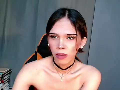 gossipgirlxx live cam on StripChat