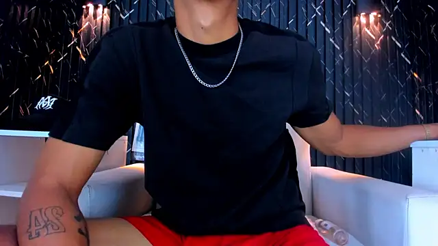 Gregory_Sforza live cam on StripChat