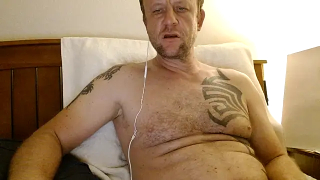 Yournaughty live cam on StripChat
