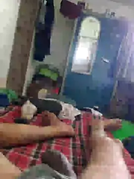 hotbull30 live cam on StripChat