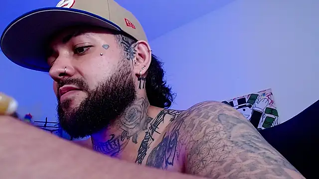 nicolastorres99 live cam on StripChat