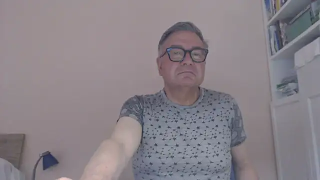 YOU6me live cam on StripChat