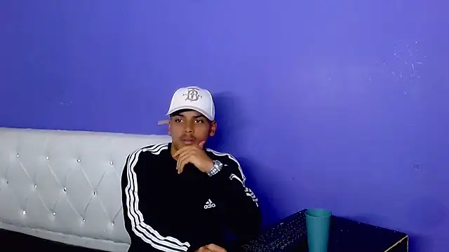 Angel_foxc13 webcam