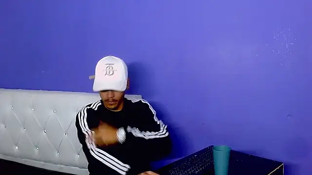 Angel_foxc13 webcam