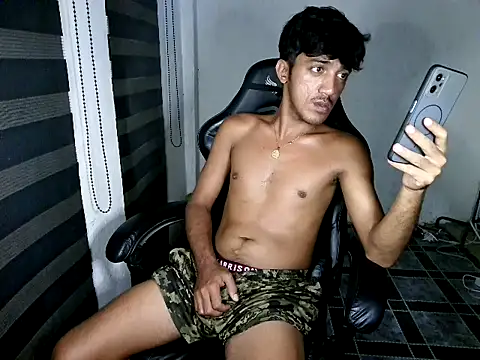 Spicy_RowyCam webcam