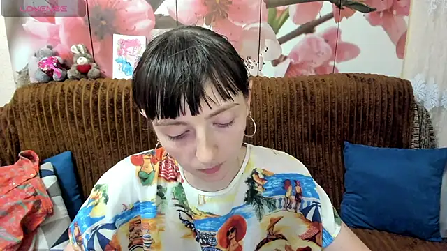 TayanaJons webcam