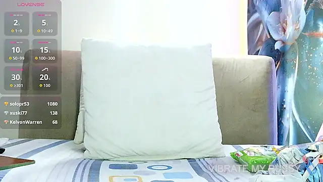 rouxinferno_cr live cam on StripChat