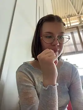 RinaCat live cam on StripChat