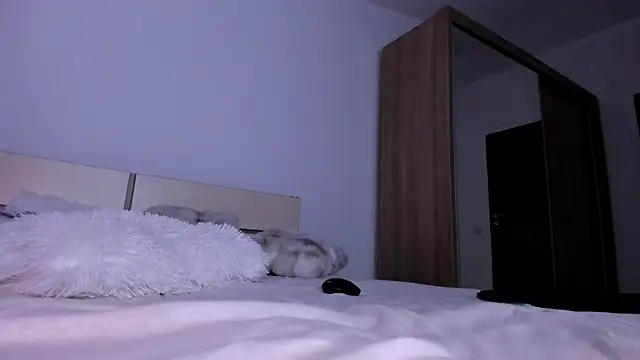 ScarlettJakobs live cam on StripChat