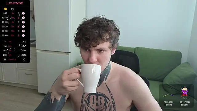 Lechery_boy live cam on StripChat