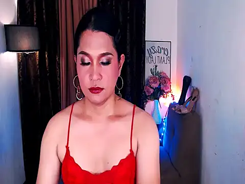 SWEETBELLA69 live cam on StripChat