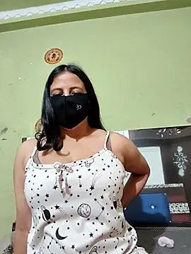 Hot-priyaX webcam