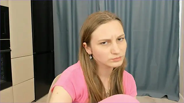 NoraManske webcam