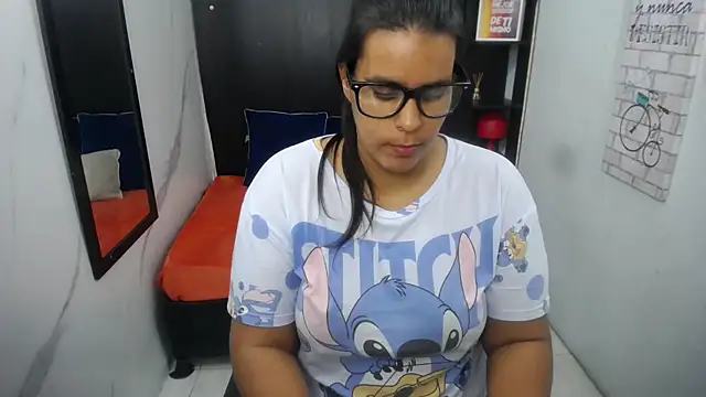 _bella_ebony_ webcam