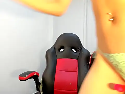 Akuchilove webcam