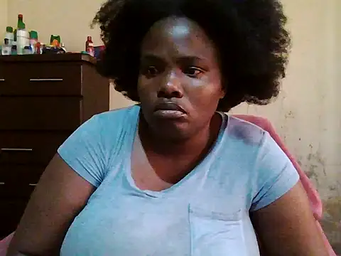 sexybigboobz webcam
