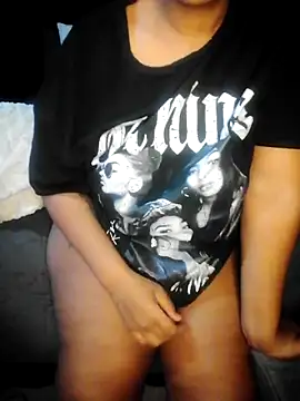 CURVEYDOLLXX webcam