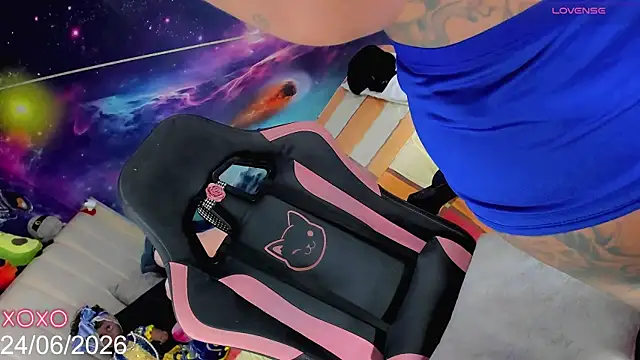 Nella_Dolls webcam