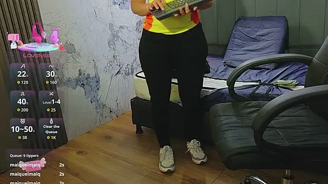 Chloe16_