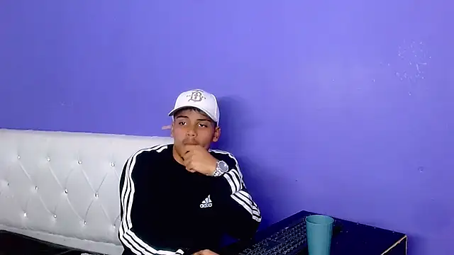 Angel_foxc13 webcam
