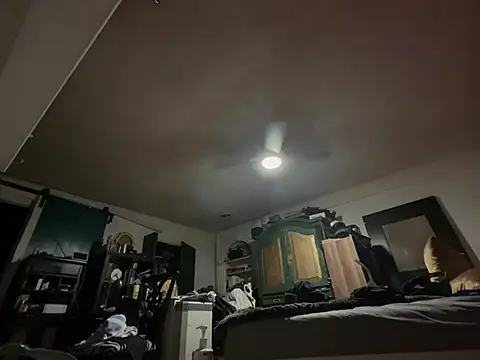 RawRyder8 live cam on StripChat