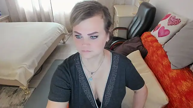 MildMature webcam