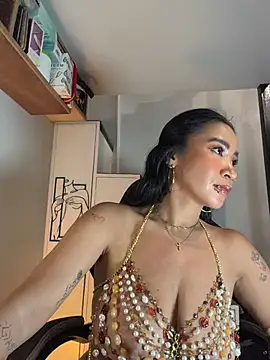 AsianMilfSheryl webcam