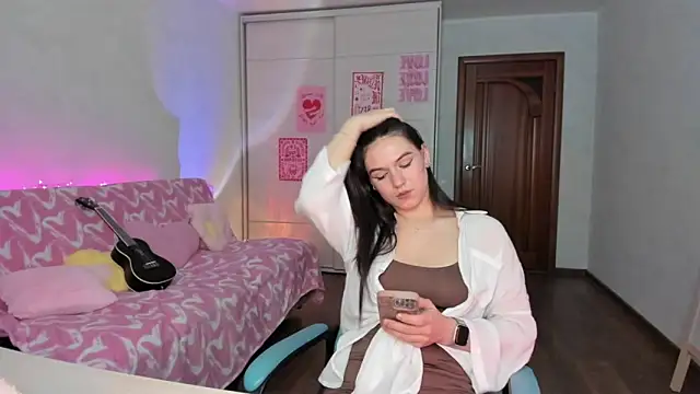 luna_lust_212 - Luna_lust_212's free webcam - UK Sex Cams