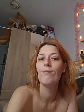 Mila_Rouquine webcam