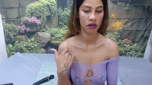 GlowGoddessxx webcam