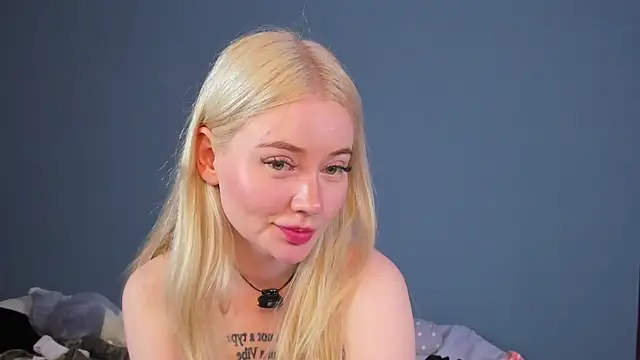 Lillie_Berry webcam