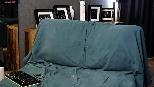 Ashley_Ross_ webcam