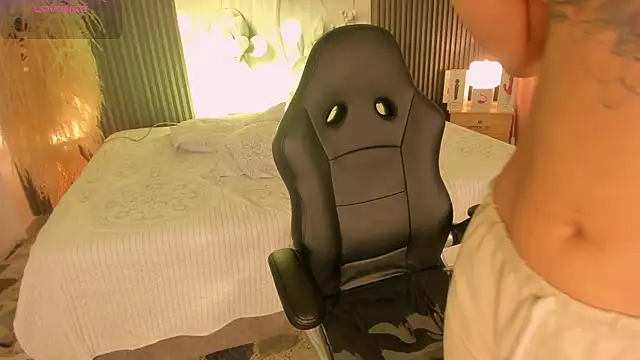 KetziaDoll_ webcam