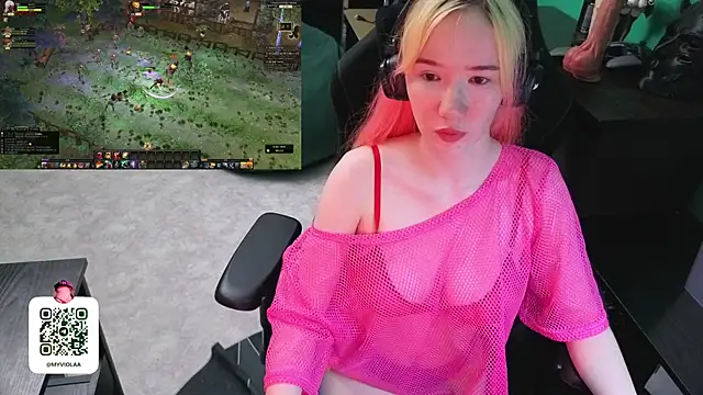 Maya_Viola webcam