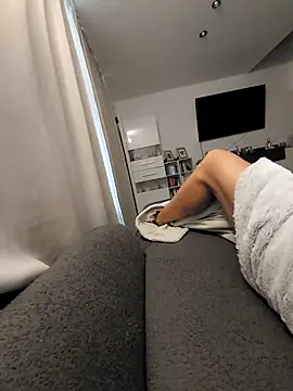 SexyJulia21 live cam on StripChat