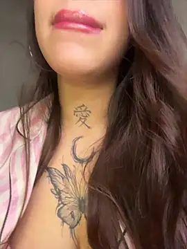 AshleyWinslow live cam on StripChat