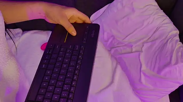 ambar_midnigth webcam