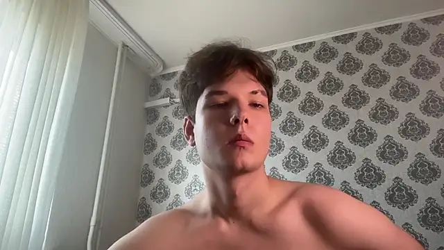 tomasdickpick (M twink) - take off a T-shirt